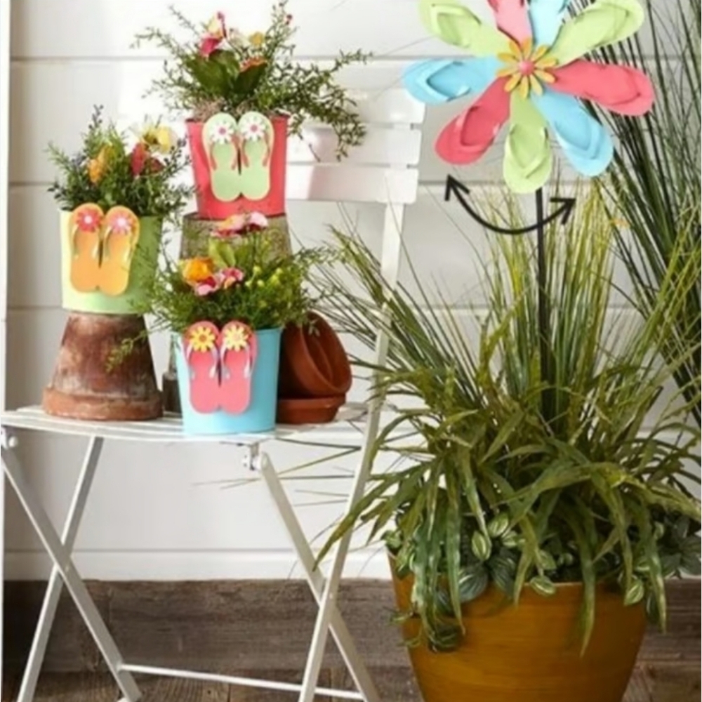 Flip Flops Daisy Garden Planters Coastal Decor SET of 3! Blue, Green & Coral NWT